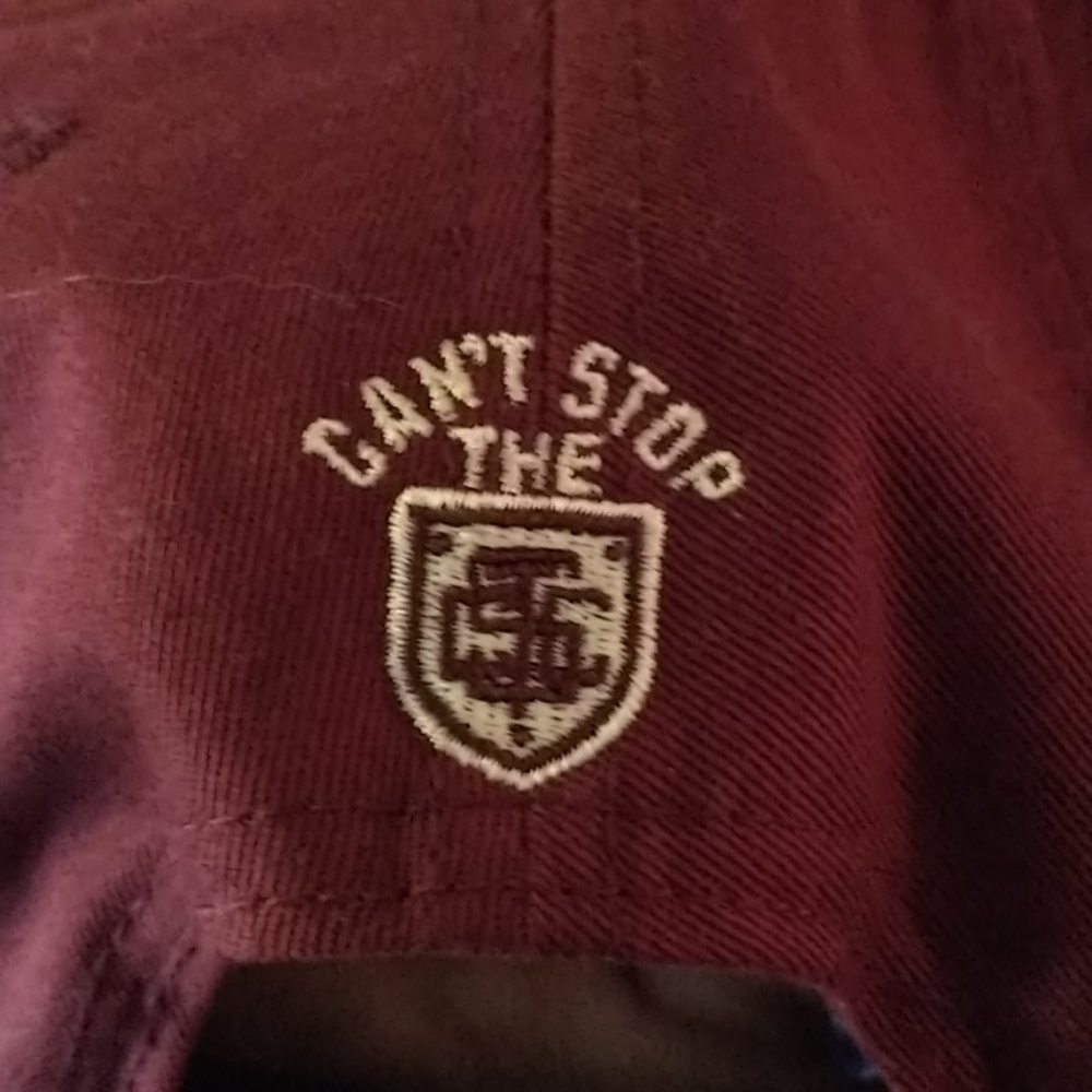 Crooks and castles - Picture 2 of 2